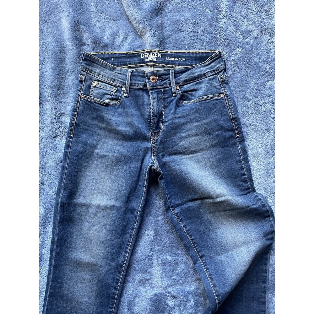 Denizen Levis Women’s Blue Jeans Modern Slim Size  2S 26x30 - Picture 2 of 9